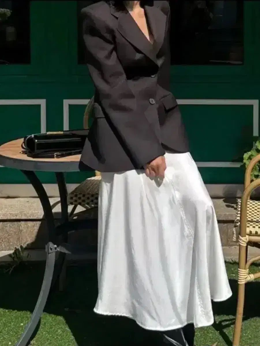 U ユー 有名卸 イー ドゥ ウルシルク ジャケット アワーグラス ハイクオリティ ブラック タイトシルエット テーラードジャケット 