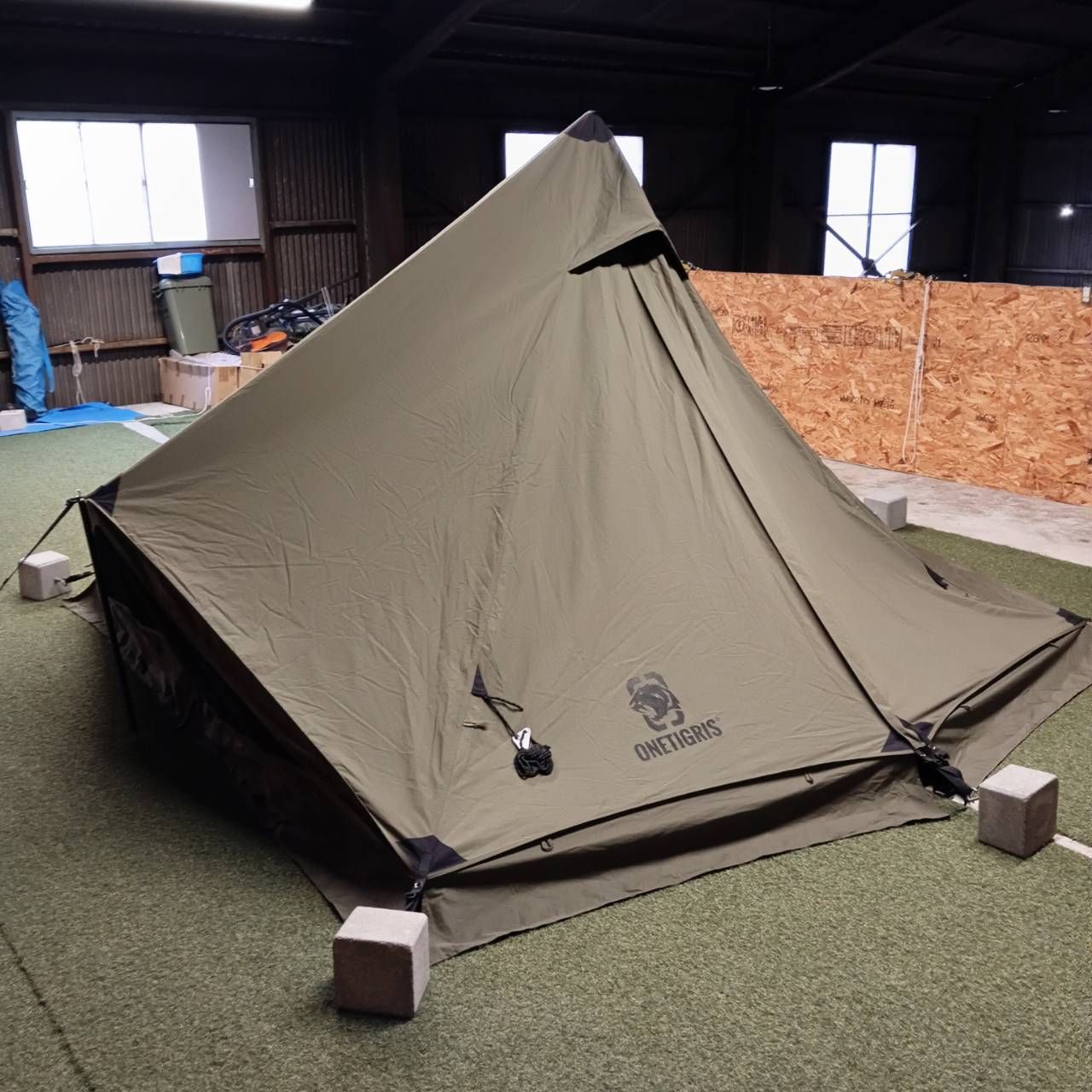 OneTigris(ワンティグリス) コニファー T/C チムニーテント(アーミー