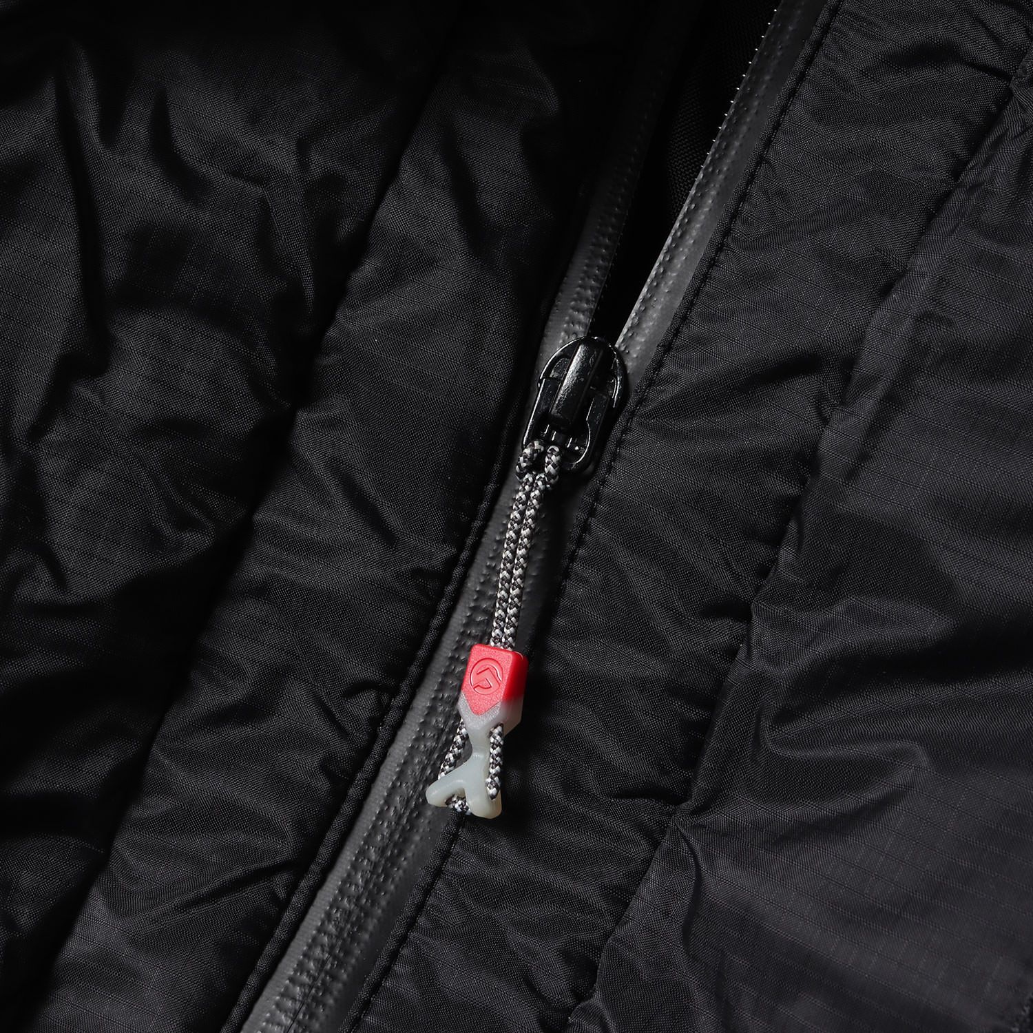 美品】Supreme シュプリーム ジャケット ブラック 黒 サイズ:M | THE