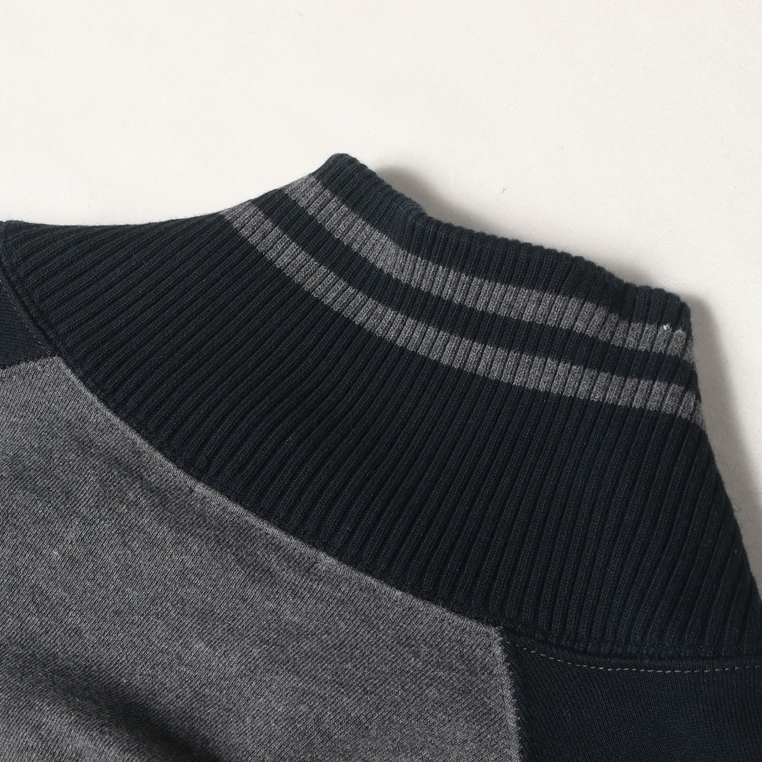 GOOD ENOUGH グッドイナフ スタジャン ネイビー グレー サイズ:3