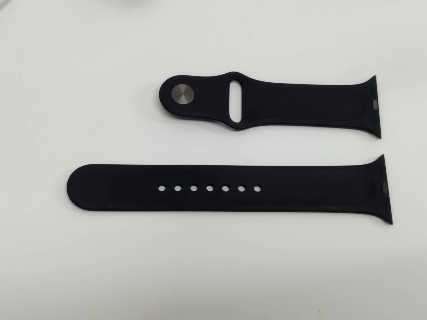 Apple Watch SE 第2世代|GPS|40 mm|A 2722|ミッドナイト MR 9 Y 3 J|A