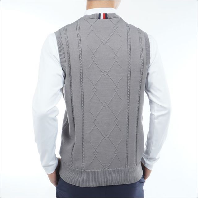 種類2：NVY(30)/LL トミーヒルフィガー ケーブル 浅Vネック ニット