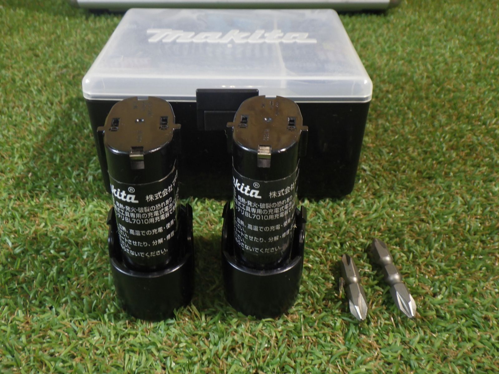  電気設備などの組み立てに マキタ 充電式ペンインパクトドライバ 7 2 V 1 0 Ah 白 バッテリー搭載 品 電動インパクトドライバー ドリル ドライバー レンチ