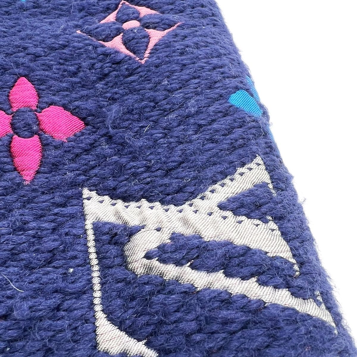 中古】 LOUIS VUITTON ルイ・ヴィトン エシャルプロゴマニア マフラー