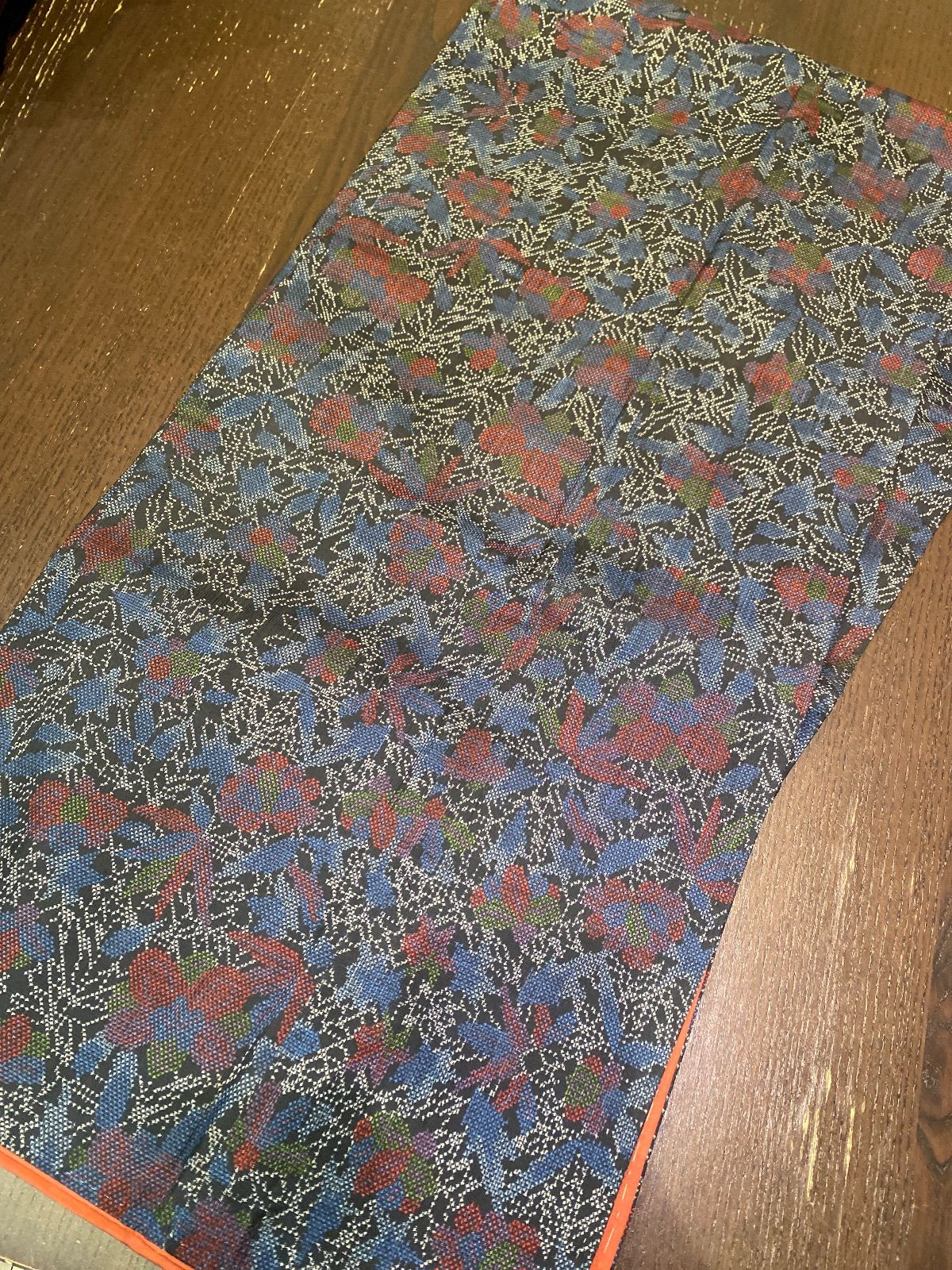 まとめ売り】正絹大島紬7枚 リメイク素材 ハンドメイド向け - メルカリ