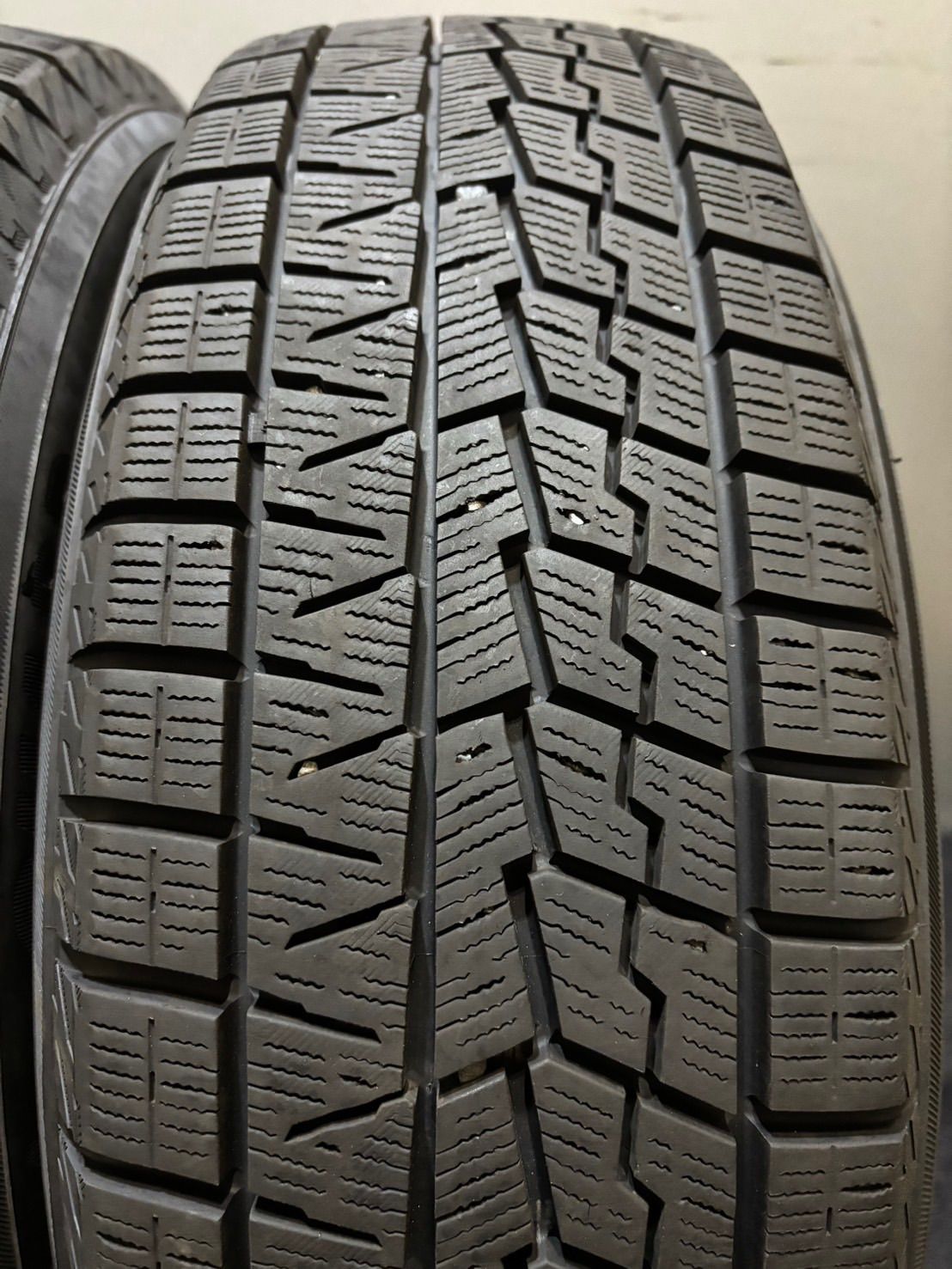 185 60 R 16 ice GUARD iG 70 22年製 スタッドレス 4本 ヨコハマ アイスガード アクア フィット ノート 4 K 930