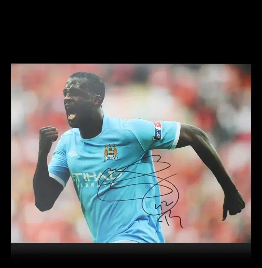 ヤヤ トゥーレ マンチェスターシティ サイン A 1販売