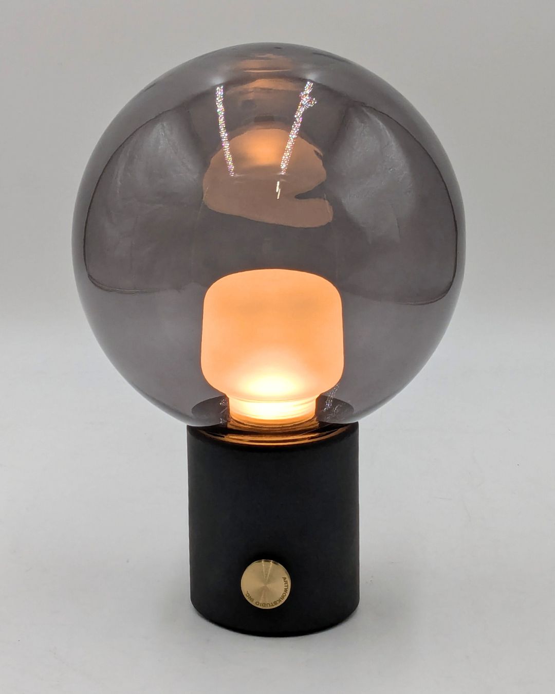 Sランク ユニバー LEDテーブルランプ アッシュブラック クリアグレー