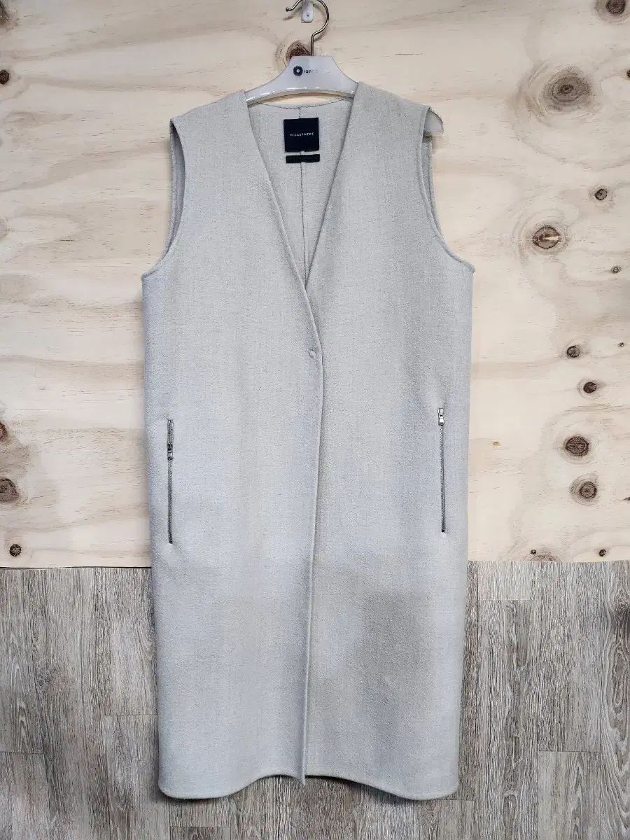 831 The HANDSOME CASHMERE ロング ベスト