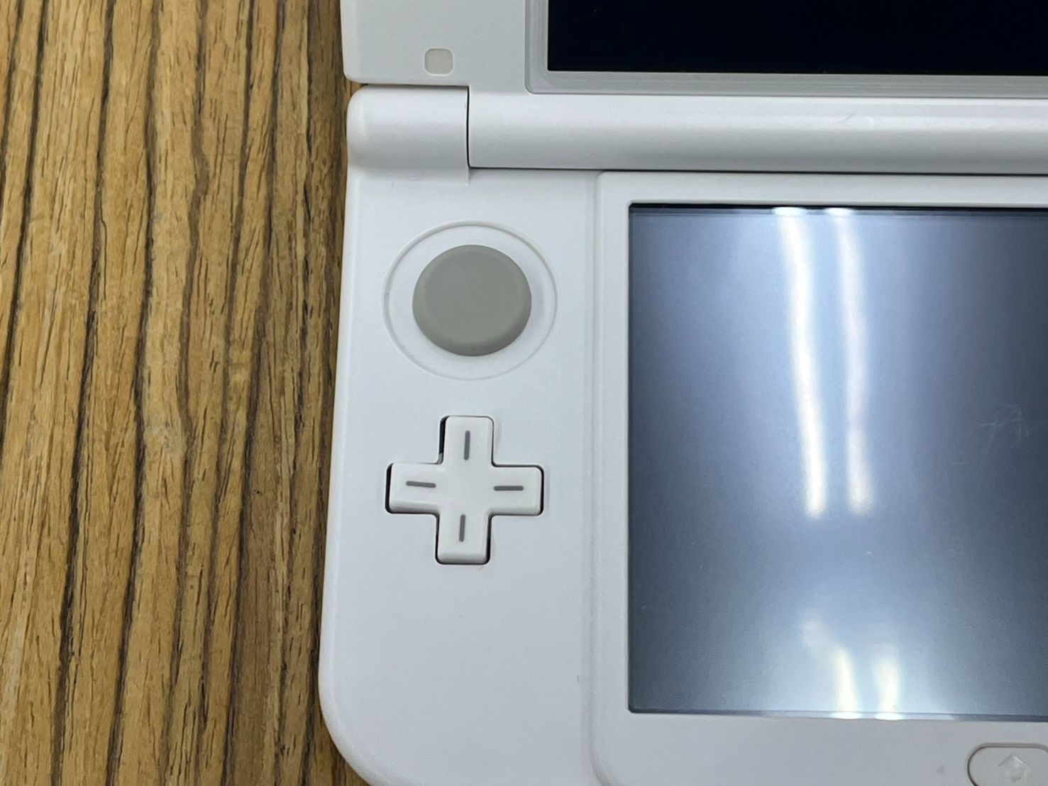 new Nintendo 3DS LL 任天堂 ホワイト RED-001 本体のみ 動作確認済み