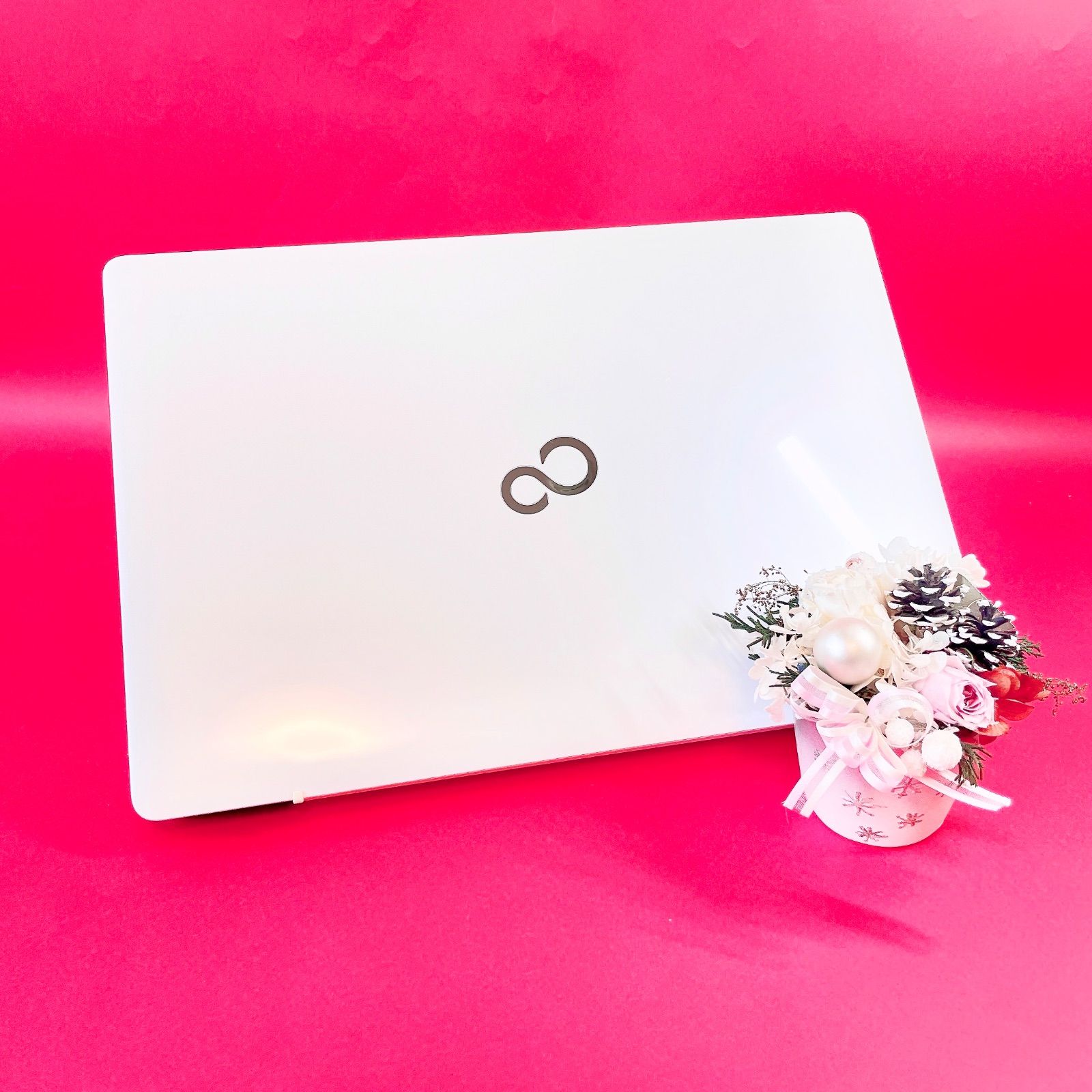 大人気❣️Corei7搭載✨️薄型ノートパソコン！大容量1TB✨️安心の