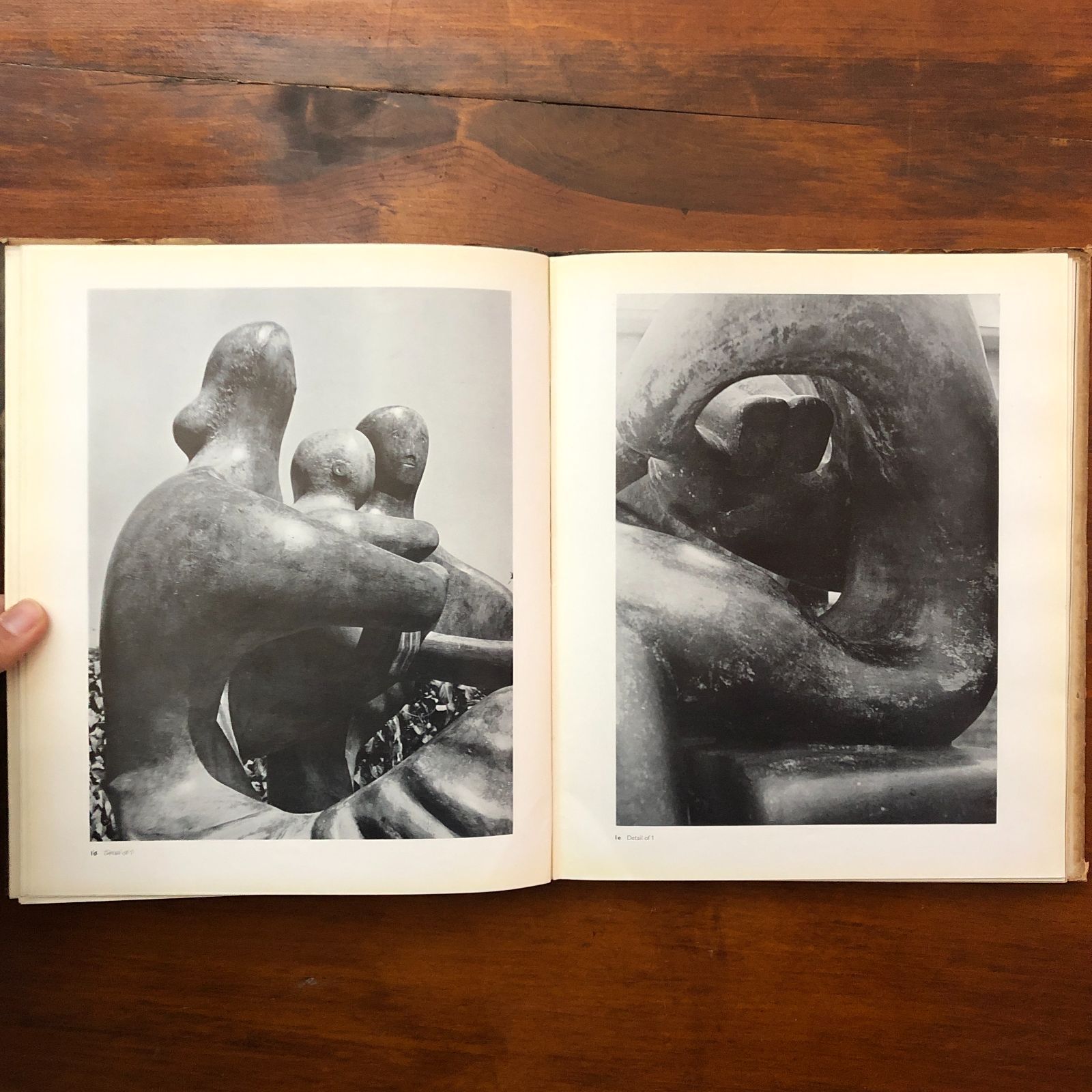 Henry Moore Volume Two: Sculpture and Drawings Sin Herbert Read