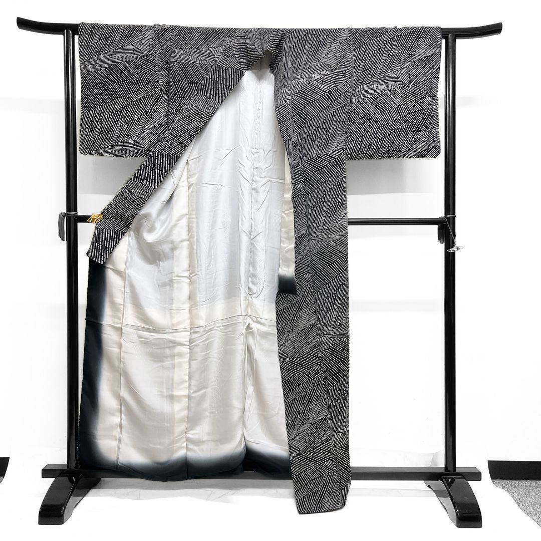 付け下げ 抽象縞模様 モノトーン モード お洒落 着物 012a d 付け下げ