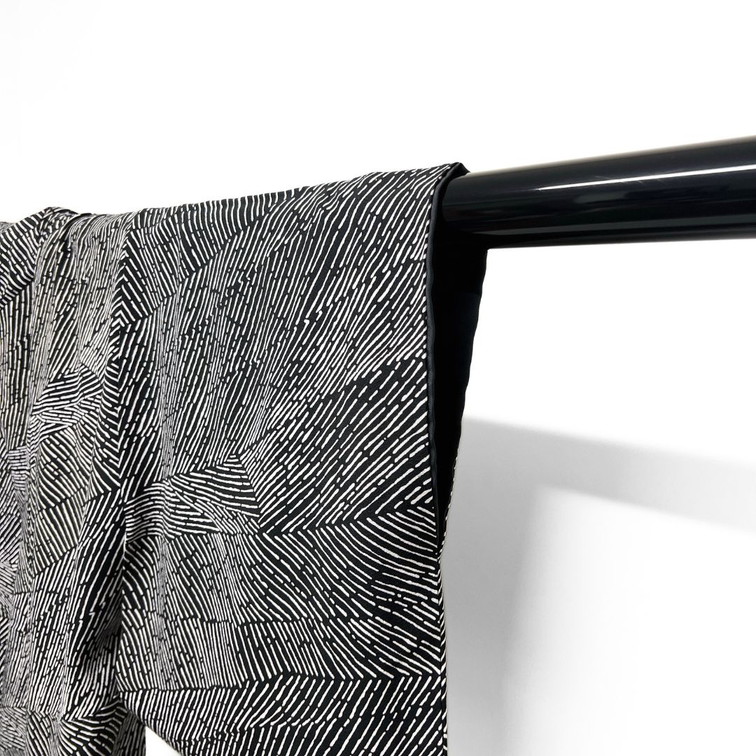 小紋 モノトーン 縞模様 抽象模様 斜め縞 着物 115b d ms - メルカリ