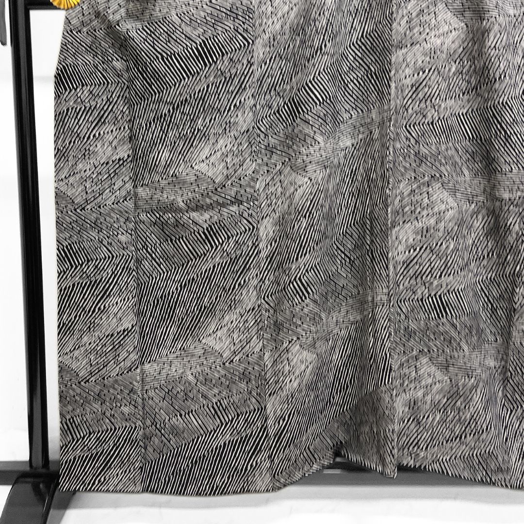 小紋 モノトーン 縞模様 抽象模様 斜め縞 着物 115b d ms - メルカリ