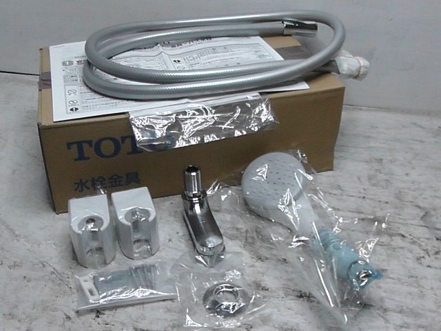 新品保管品 TOTO シャワーヘッド シャワーホース TMGG40E付属品 2411 M