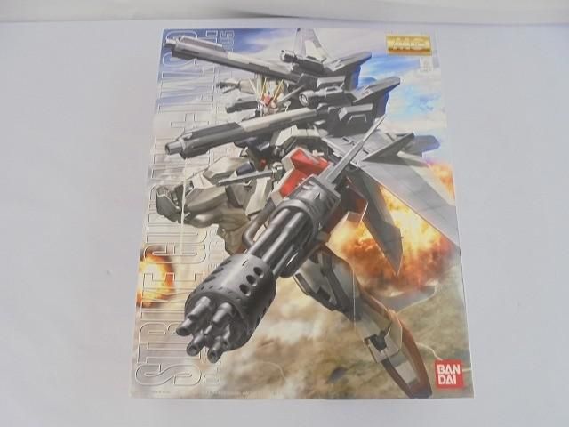 未組立 プラモデル MG 1 100 ストライクガンダム i.w.s.p GAT-X 105