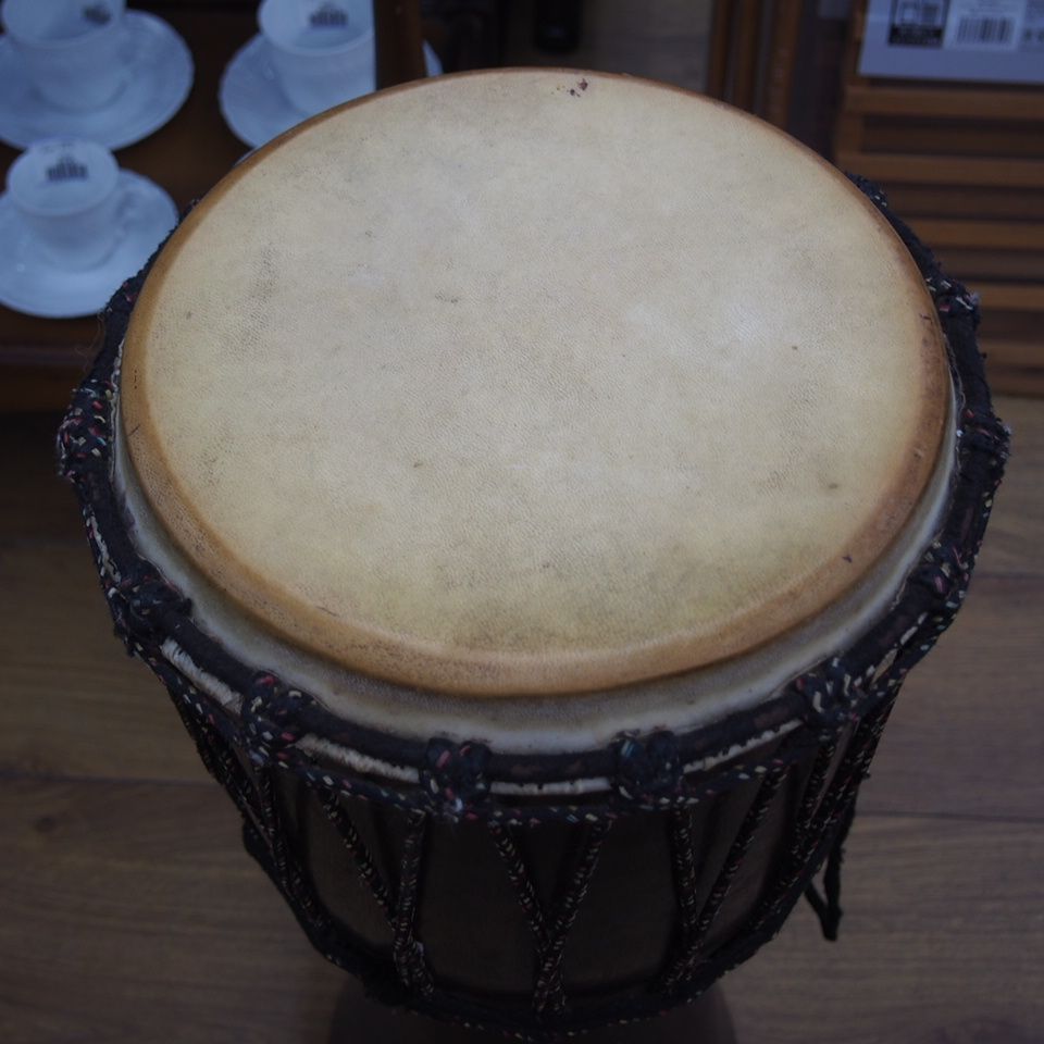 【中古】NIMBA 高級ジャンベ　アフリカ民族楽器パーカッション 中古】NIMBA 高級ジャンベ アフリカ民族楽器パーカッション 2025年最新