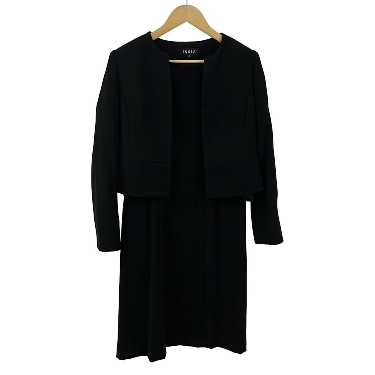 INDIVI インディビ ワンピーススーツ レディース 黒 肩パッド