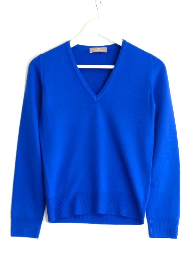 227360】Cruciani クルチアーニ 【レアカラー】 LANAウール Vネック