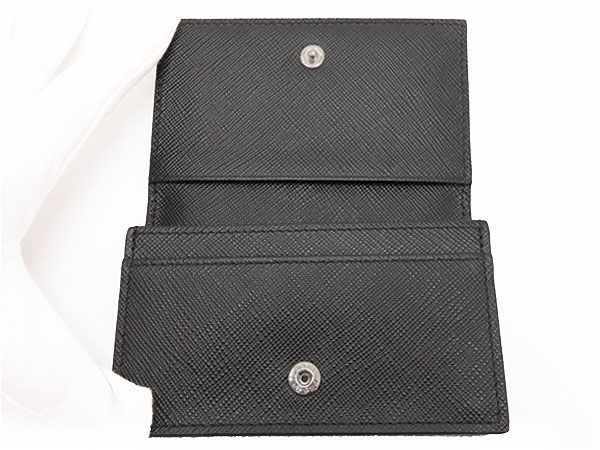 プラダ PRADA サフィアーノ モノクローム カードケース パスケース 名刺入れ ブラック カーフレザー 2 MC 122 秋コーデ 肌触り良好