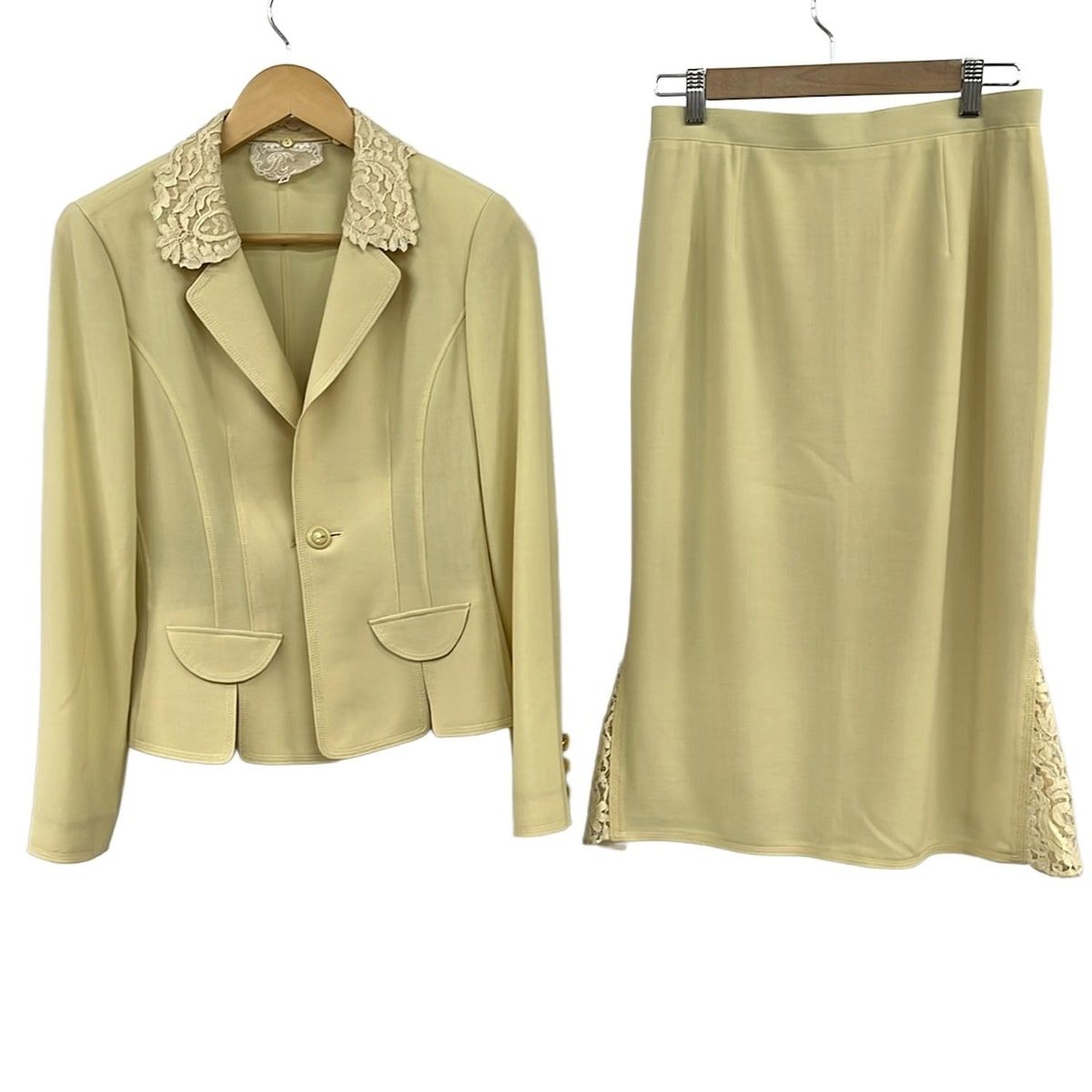 ROSSA ロッサ スカートスーツ レディース - ライトイエロー 肩パッド 襟レース着脱可