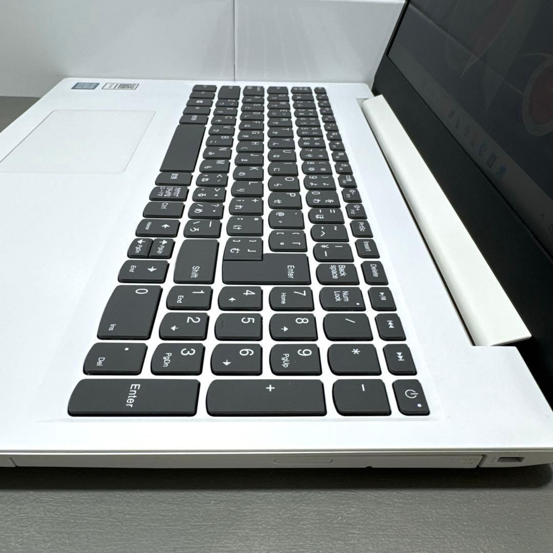 レノボ】ブリザードホワイト☘10世代corei7☘NVMe256+1TB i7 ノート