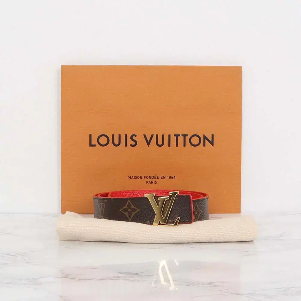 ルイヴィトン モノグラム LV イニシャル 30 MM リバーシブル ベルト M 9498