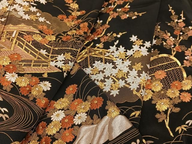  平和屋着物 豪華黒留袖 駒刺繍 流水草花文 金糸 正絹 ph 黒留袖 着物