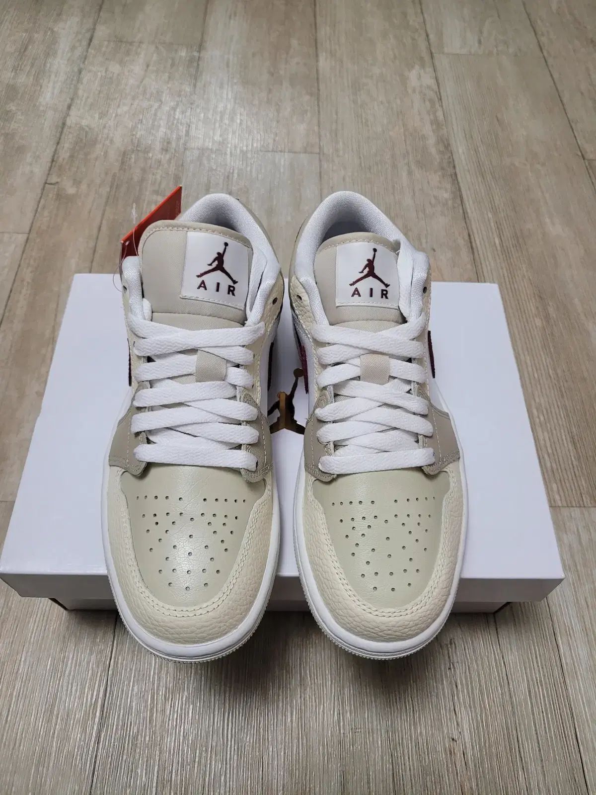 ナイキ ウィメンズ エア ジョーダン1 ロー