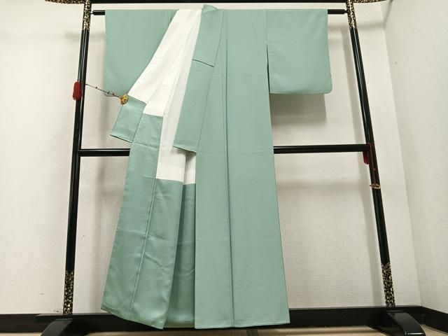 平和屋着物●二代目清次郎監修 色無地 山葵色 正絹 ph ストライプ 色無地 