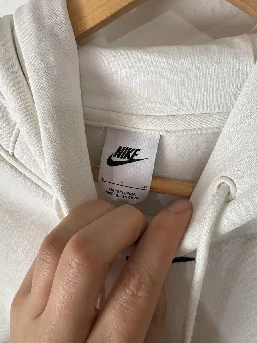 ナイキ NIKE スウッシュ Nike Sole NSW Food Tシャツ メンズ 半袖Tシャツ TEE フードTシャツ BLACK 半袖 T-Shirt 23SU-I（ナイキ