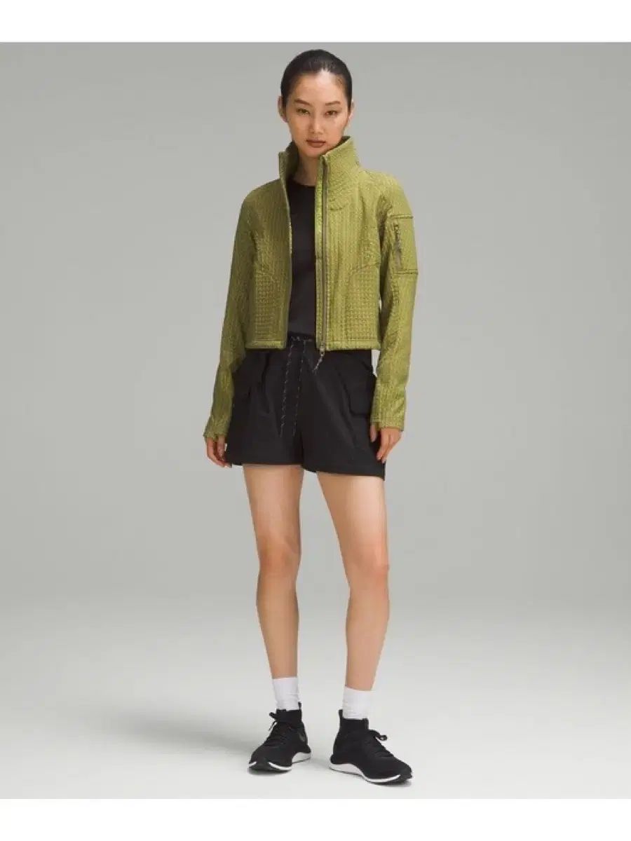 ルルレモン ウォーター レペルムク ハイキング ジャケット ヨガウェア ヨガ ピラティス トレーニング エクササイズ