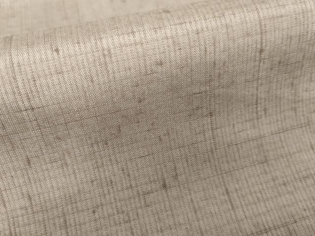 上質な紬 色無地