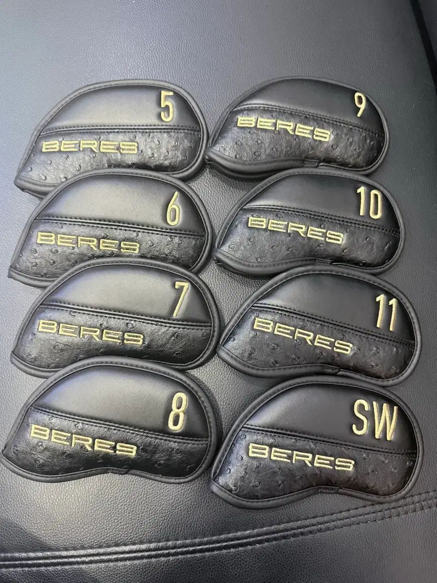 HONMA ホンマ 4スター BERES ベレス ブラック ゴルフ アイアン COVER カバー