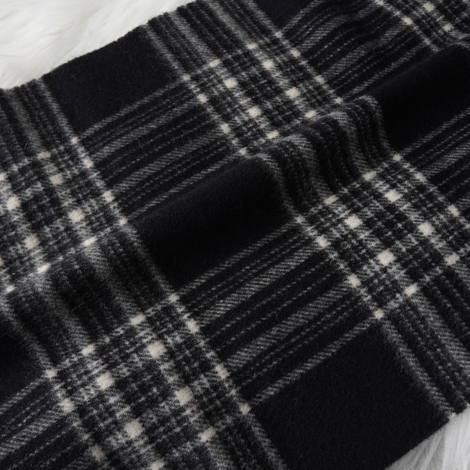 BlackFriday限定割引5％オフ】トムフォード チェック柄 ウール