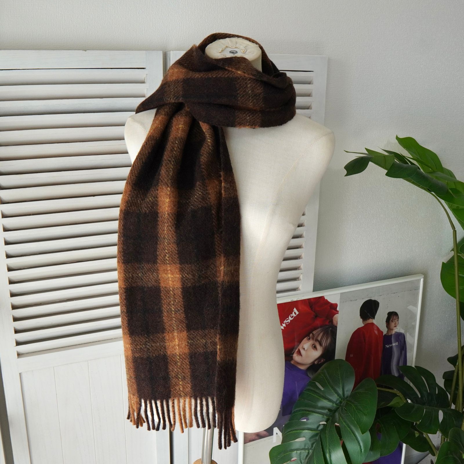 【美品・送料込】サンローラン パリ チェック柄 マフラー BlackFriday限定割引5％オフ】サンローラン パリ チェック柄 ウール