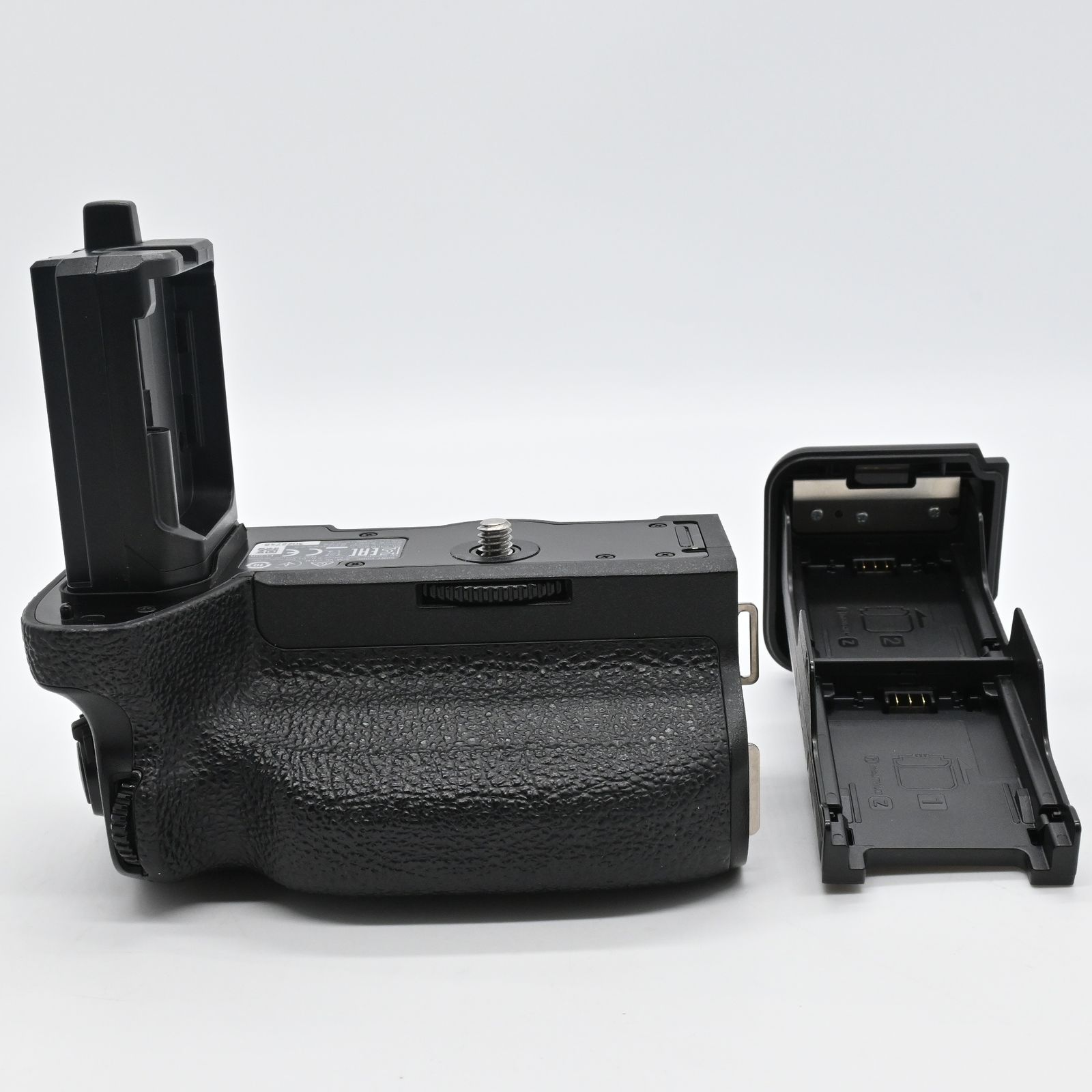 SONY 縦位置グリップ VG-C4EM 良品 Amazon | SONY(ソニー) 縦位置グリップ VG-C4EM | カメラ用バッテリー