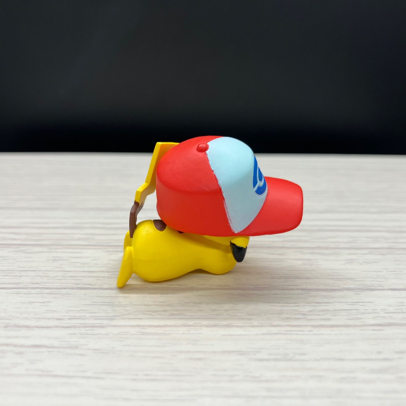 帽子をかぶったピカチュウ フィギュアコレクション イッシュキャップ