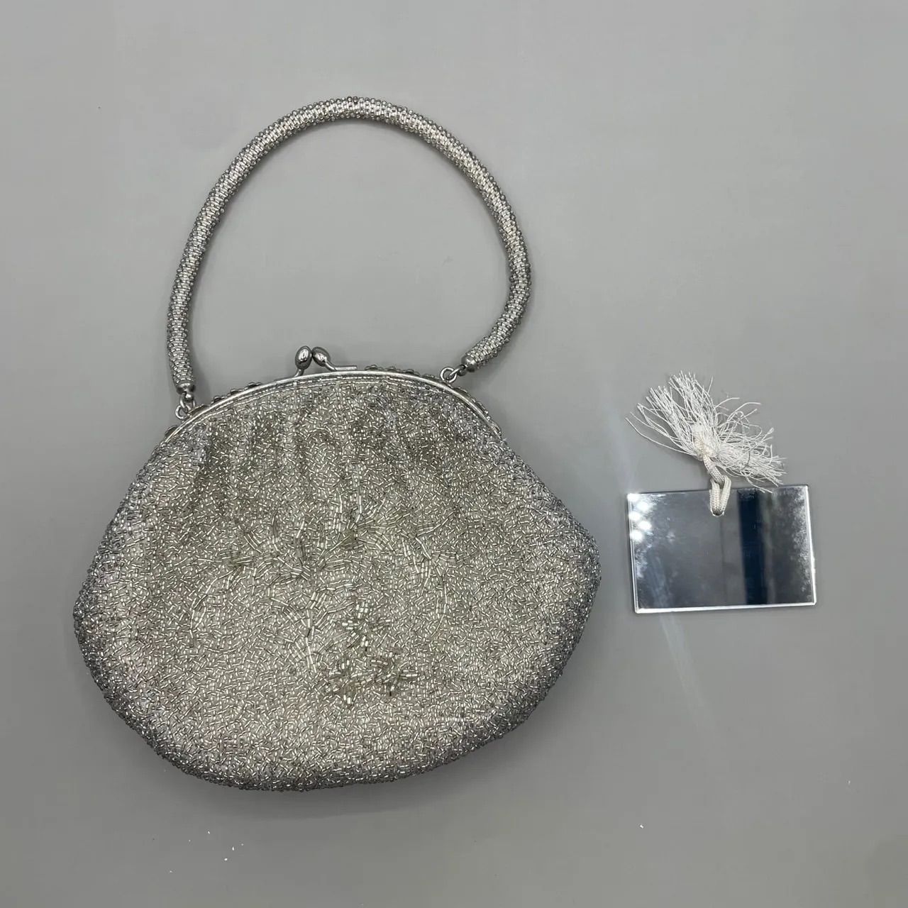 極美品 ビーズバッグ ハンドバッグ 結婚式 パーティー 刺繍 がま口