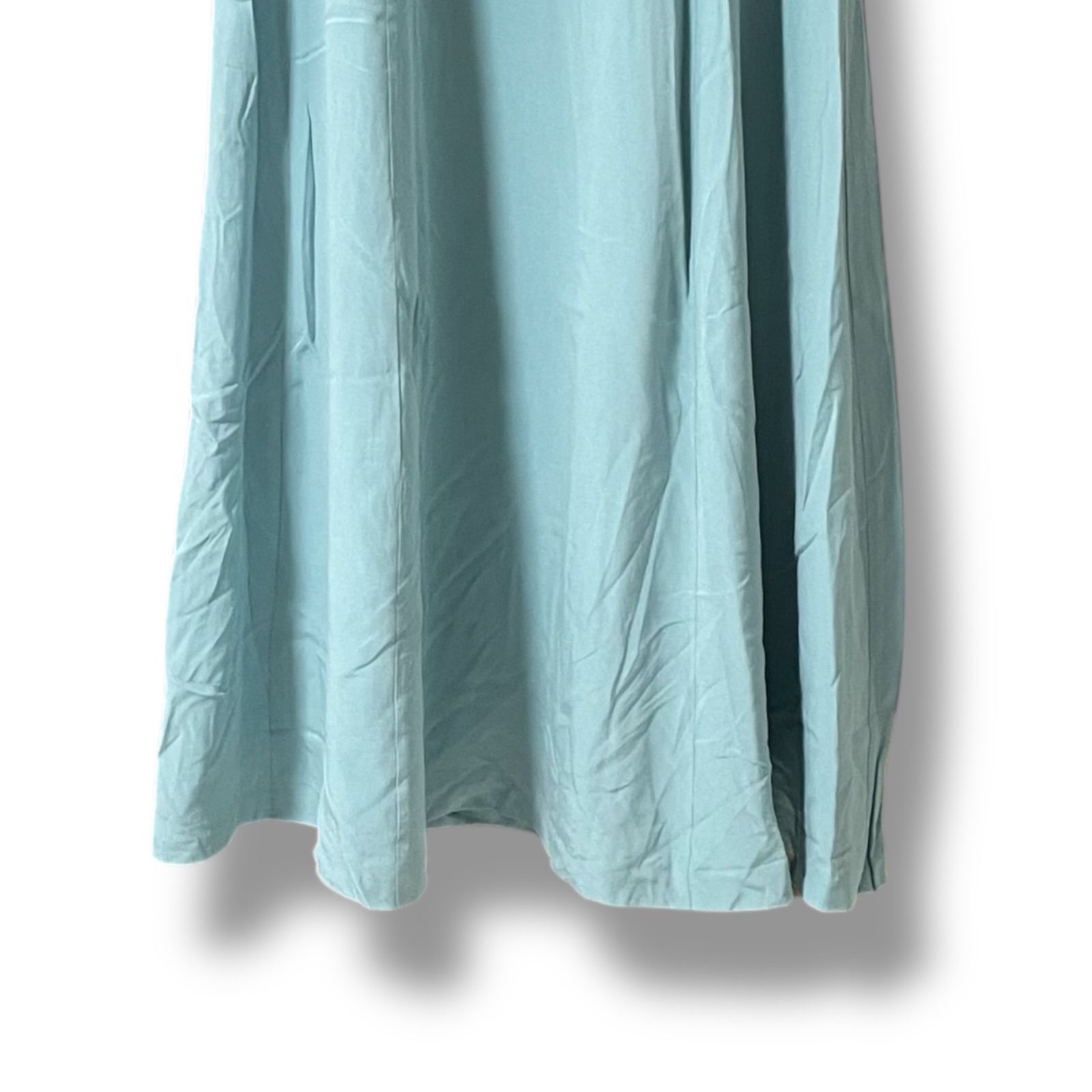 ミツ価格laura ashley silkノースリーブロングワンピース ミツ価格laura ashley silkノースリーブロングワンピース ミツ価格