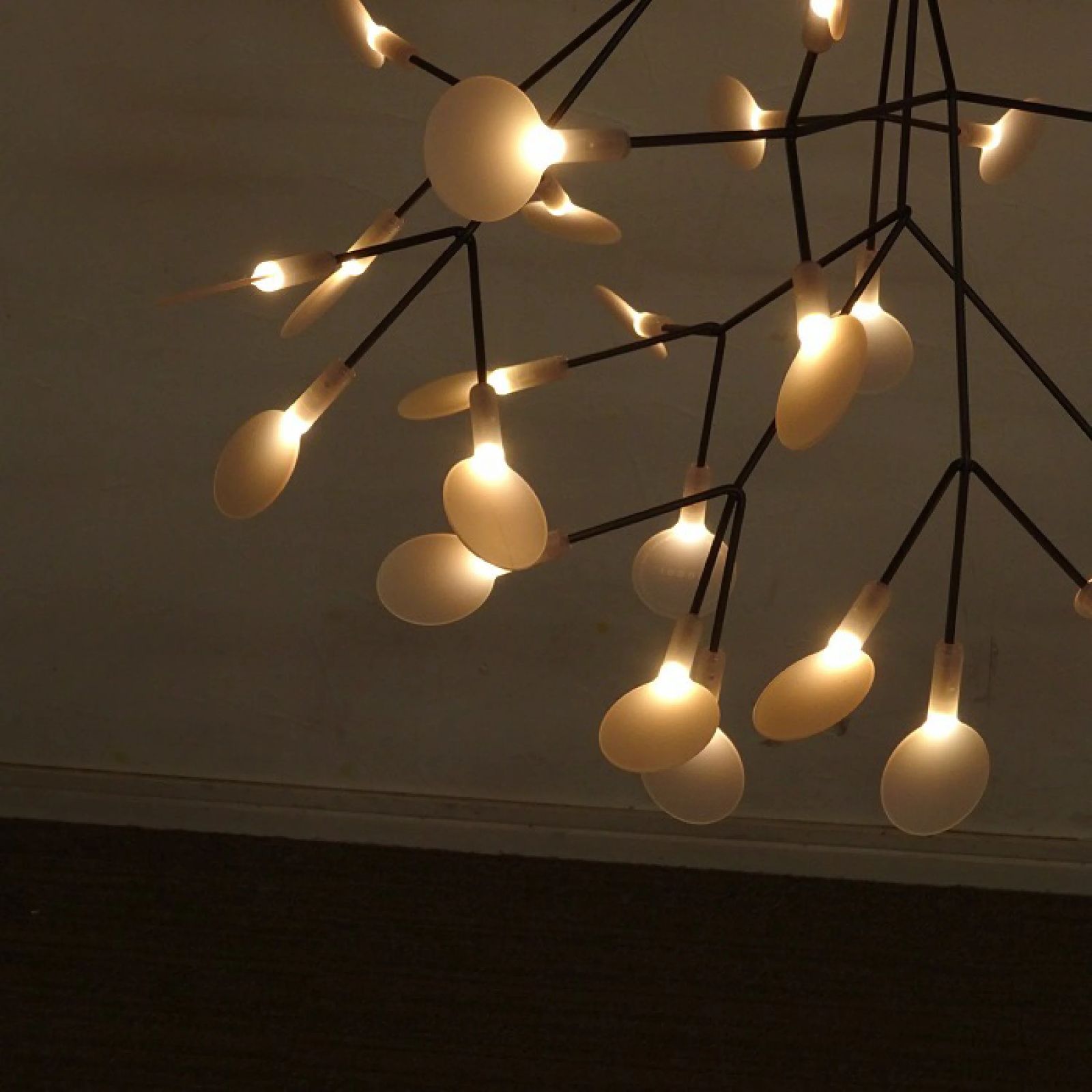 在庫2台 モーイ ヘラクレウム LED シャンデリア ペンダント ライト 在庫2台 モーイ ヘラクレウム LED シャンデリア ペンダント ライト