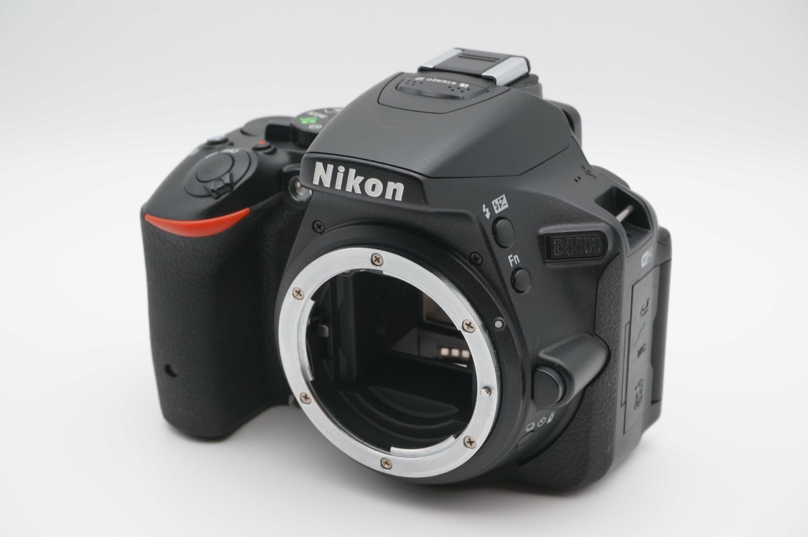 極上品】Nikon D5500 ボディ - メルカリ