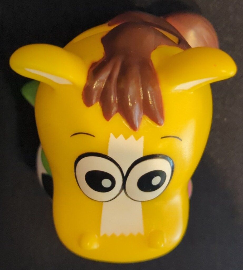 JA 貯金箱 黄色い馬 サッカー 105mm - メルカリ