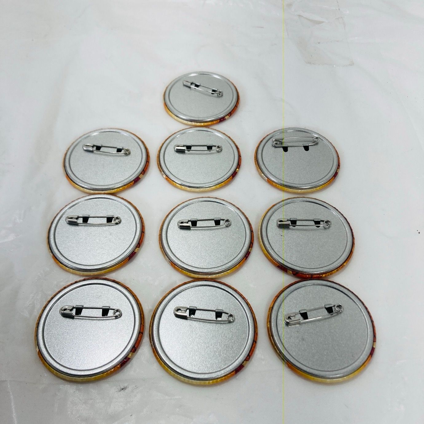 呪術廻戦 虎杖悠仁 バスケ ホログラム 缶バッジ - メルカリ