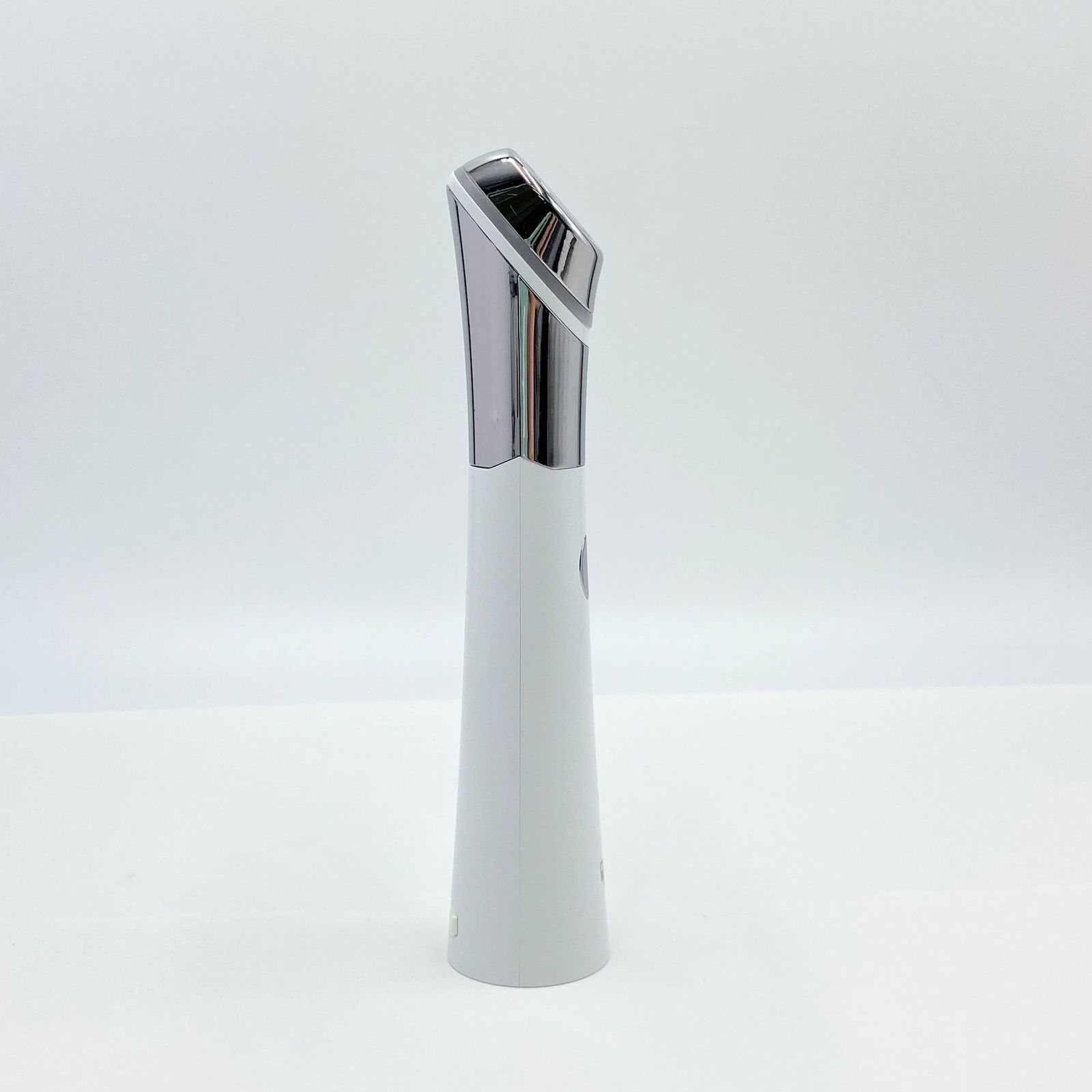 メディキューブ AGE-R ATS AIR SHOT 美顔器【C5498-60】 - メルカリ