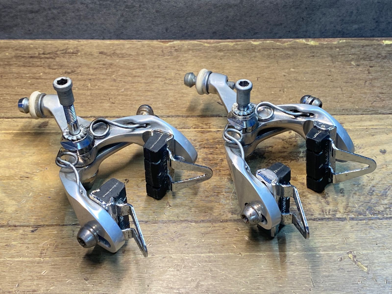 JI605 カンパニョーロ CAMPAGNOLO コーラス CHORUS MONO-PLANER 前後