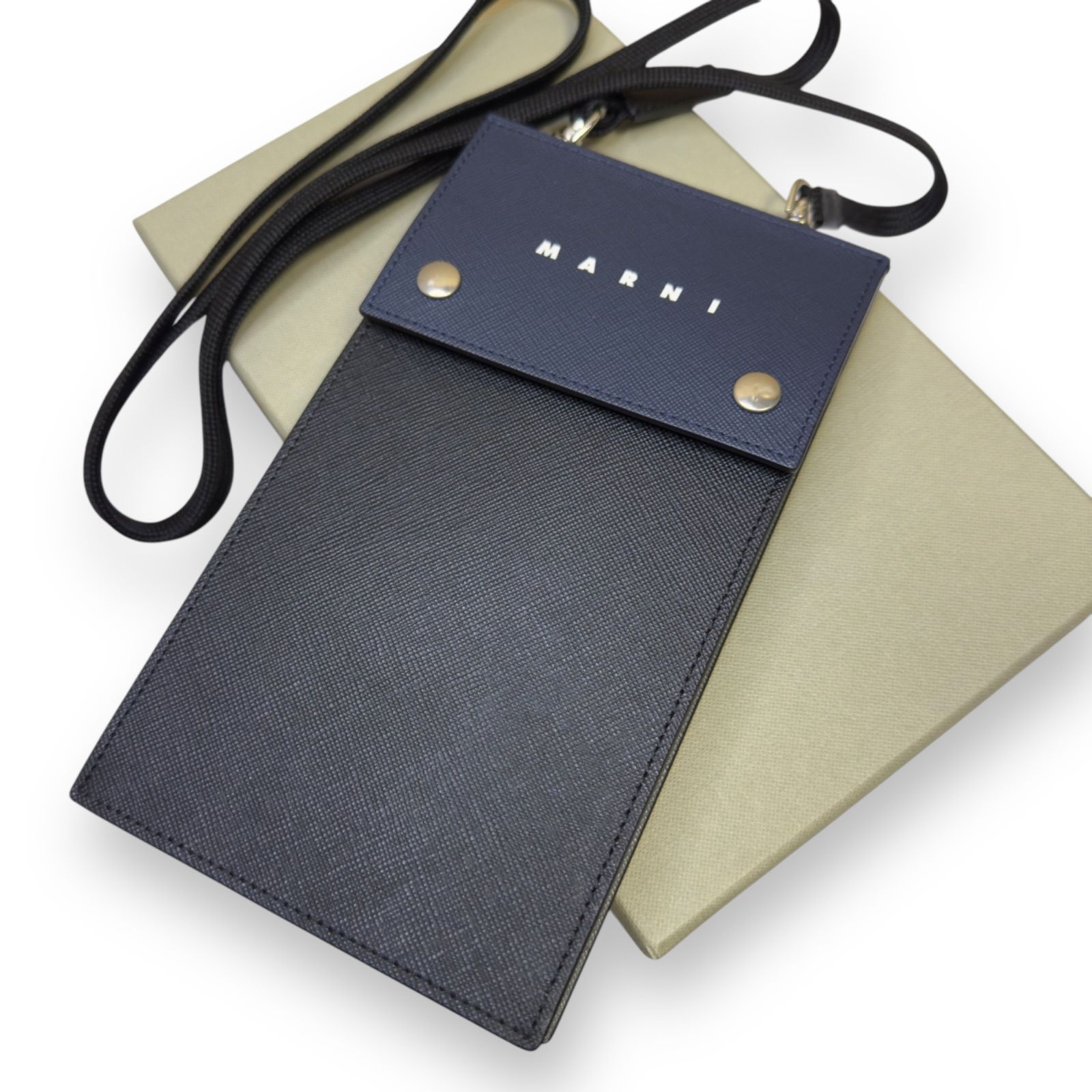 MARNI マルニ スマホショルダー フォンケース ショルダーバッグ ネイビー