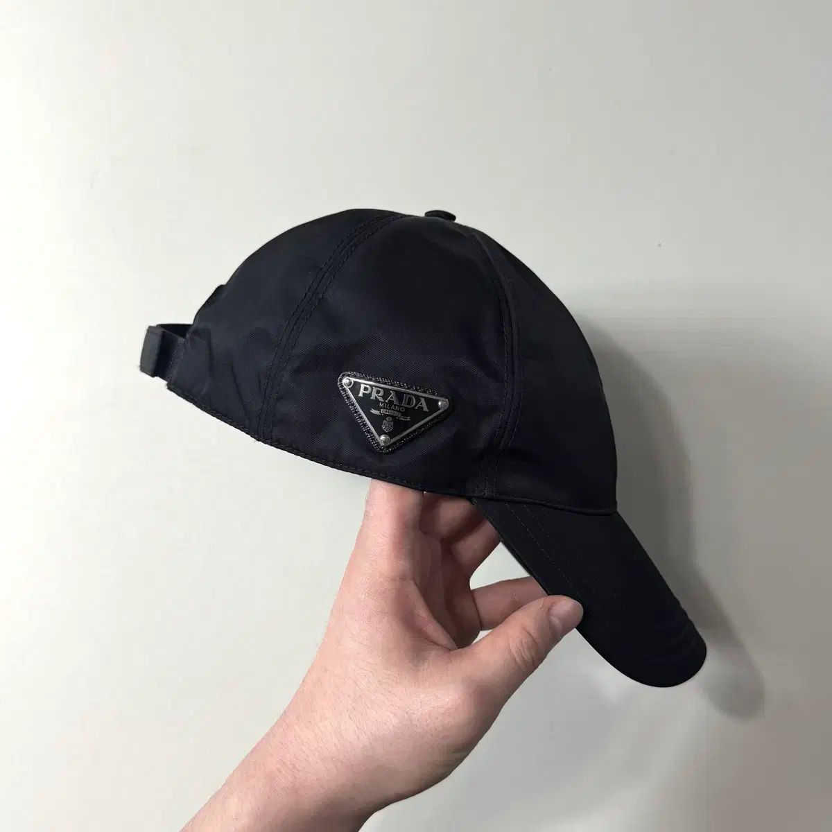 | PRADA リーナイロン ボールキャップ