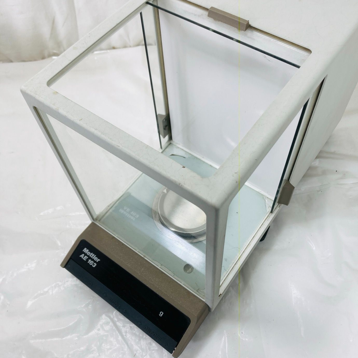 Mettler Toledo メトラートレド 電子分析天秤 AE 163 通電